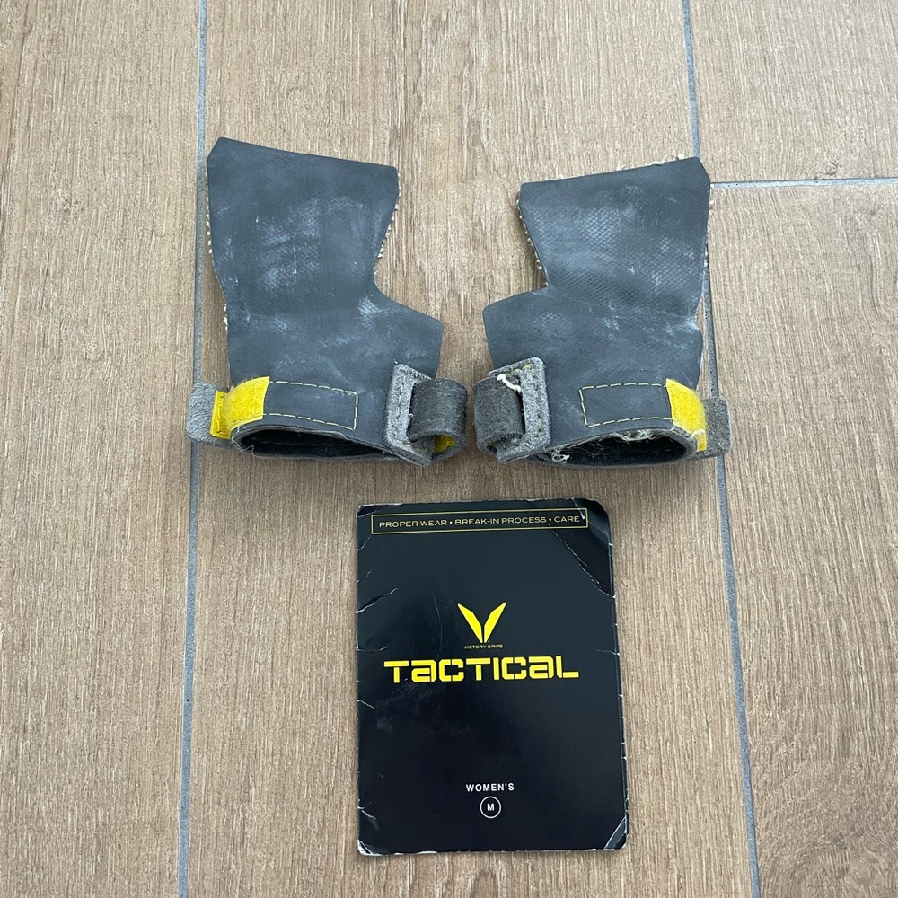 Womens Victory Grips Tactical